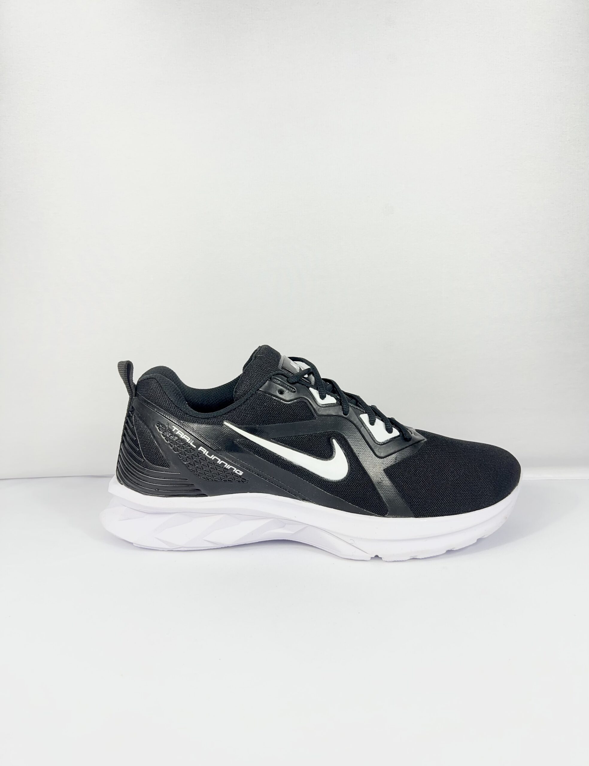 Nike Trail Running - Preto/Branco