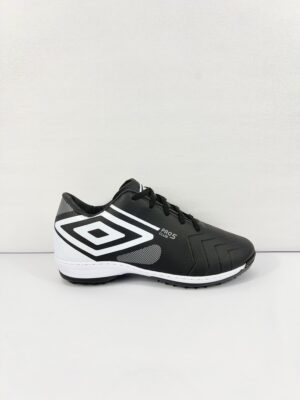 Chuteira Society Umbro PRO 5 CLUB - Preto/Branco