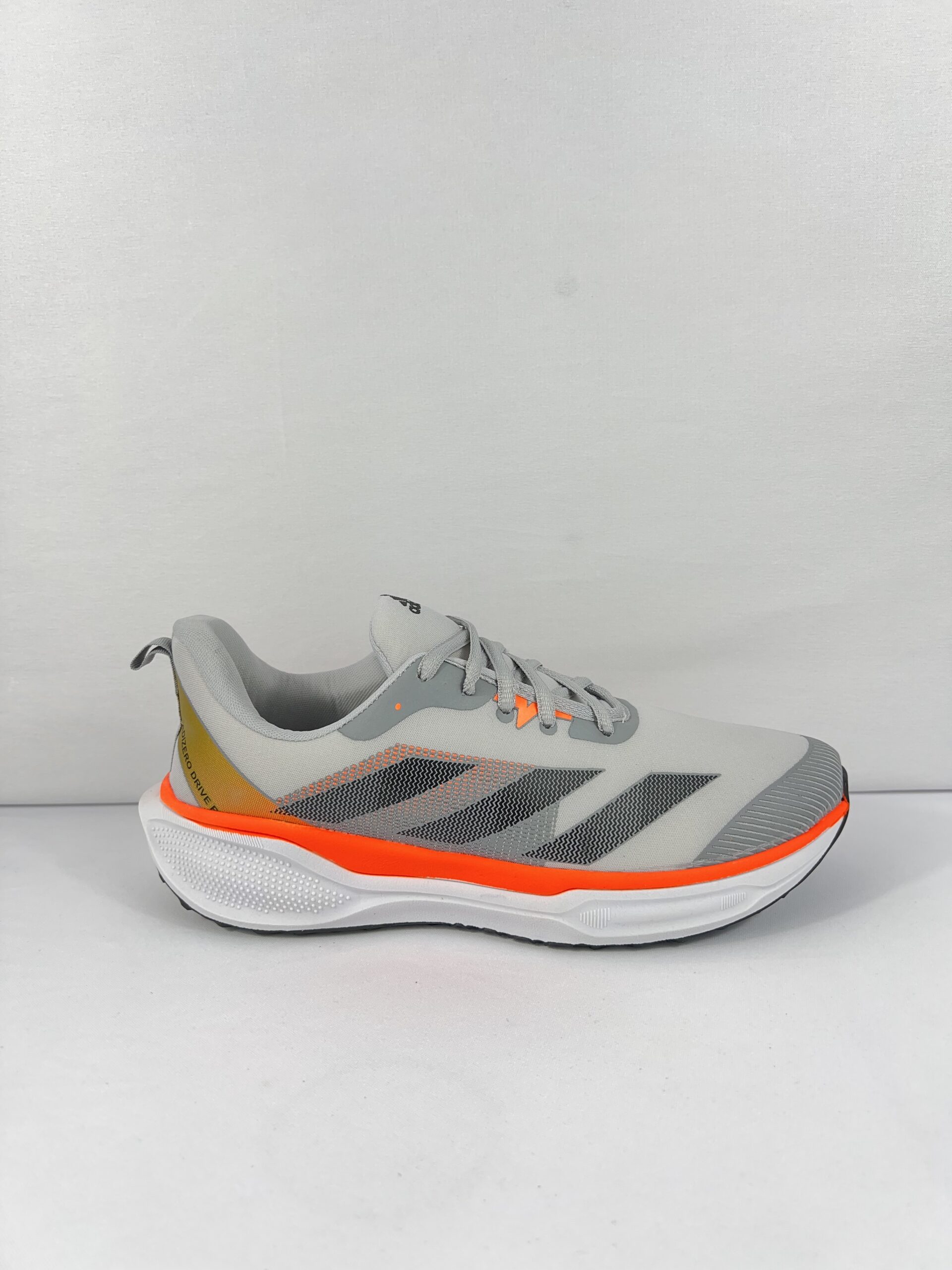 Tênis Adidas Adizero Drive - Branco/Cinza/Laranja