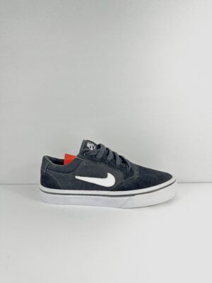 Tênis Nike SB Chron 2 - Preto e Branco